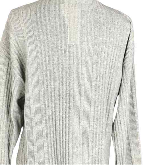 All In Favor Women’s Size L Gray Waffle Knit Mock Neck Sweater Pullover NWT - Picture 10 of 16
